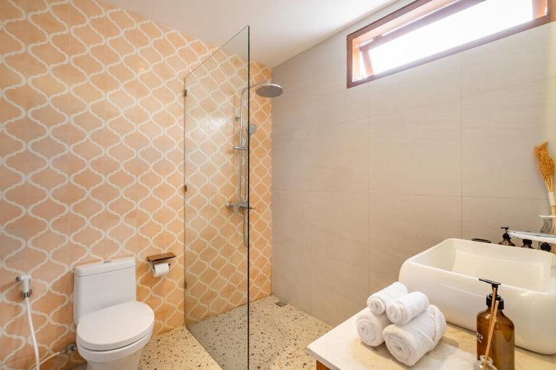 Diantara Villa Canggu - 3Bedrooms - Pantai Batu Bolong - image 35