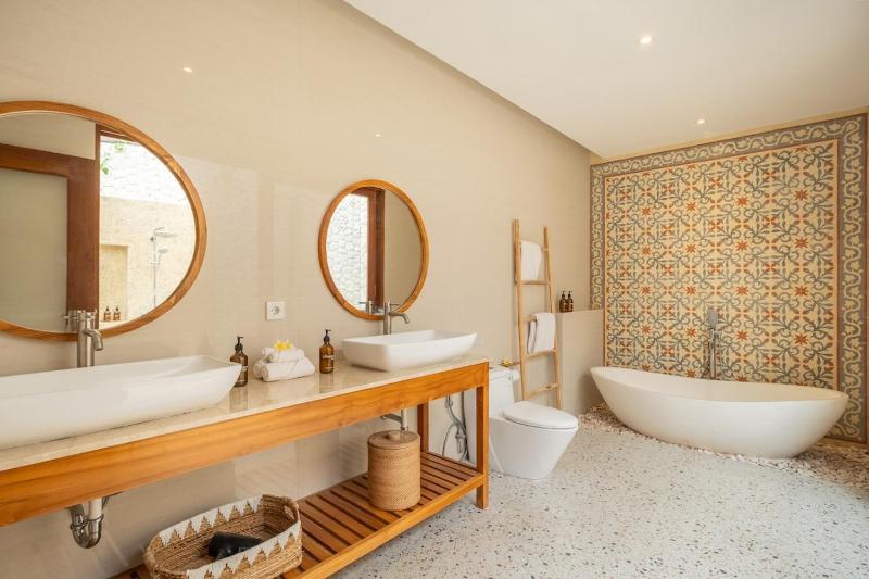 Diantara Villa Canggu - 3Bedrooms - Pantai Batu Bolong - image 30