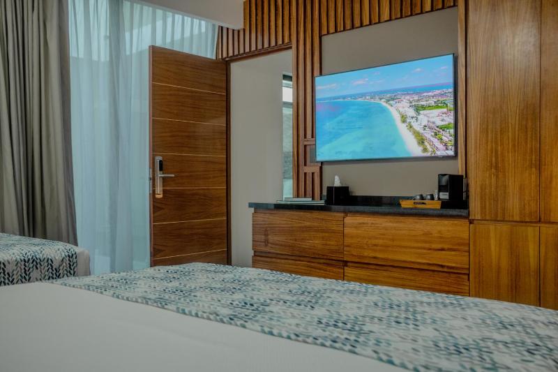 LF Hotel Boutique - image 50