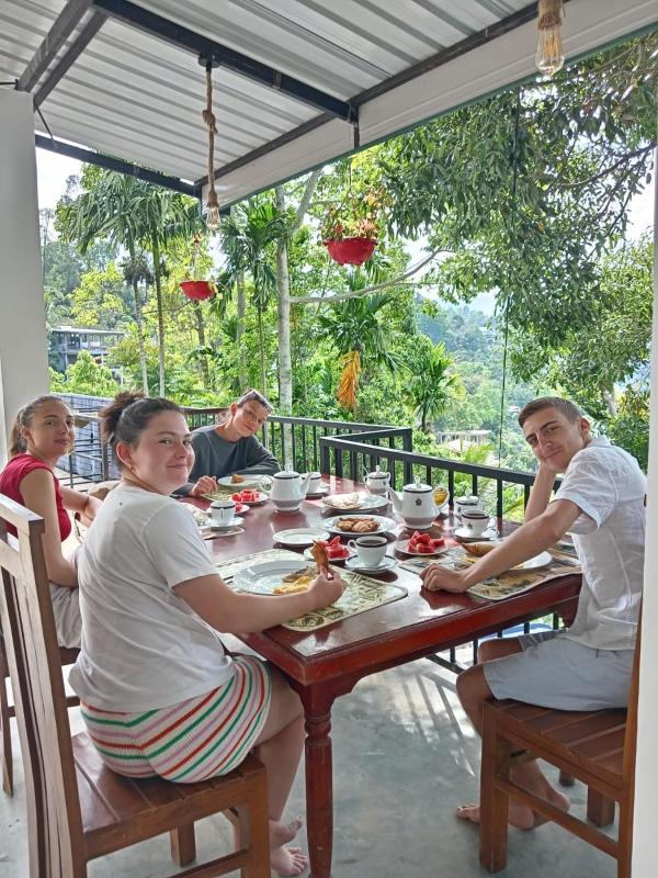 Sadew Home Stay - image 37