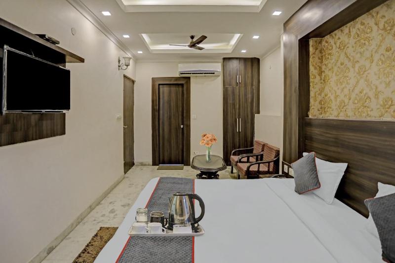 Townhouse Jai Guru Ji Nearest Merceds Benz Sector 11 - image 21