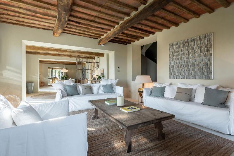 La Rocca Villa By Boutique - image 38