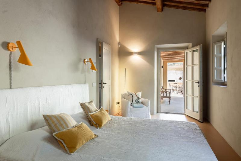 La Rocca Villa By Boutique - image 37
