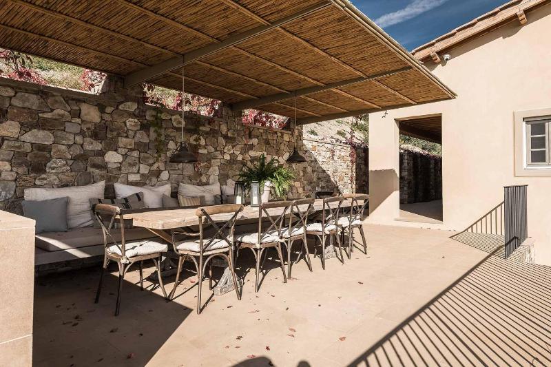 La Rocca Villa By Boutique - image 39