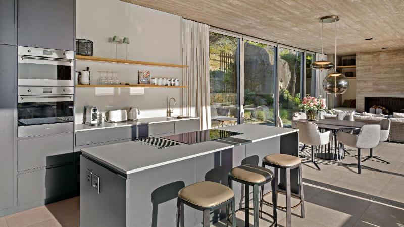 Intaba - Luxury Penthouse with mountain access - image 2