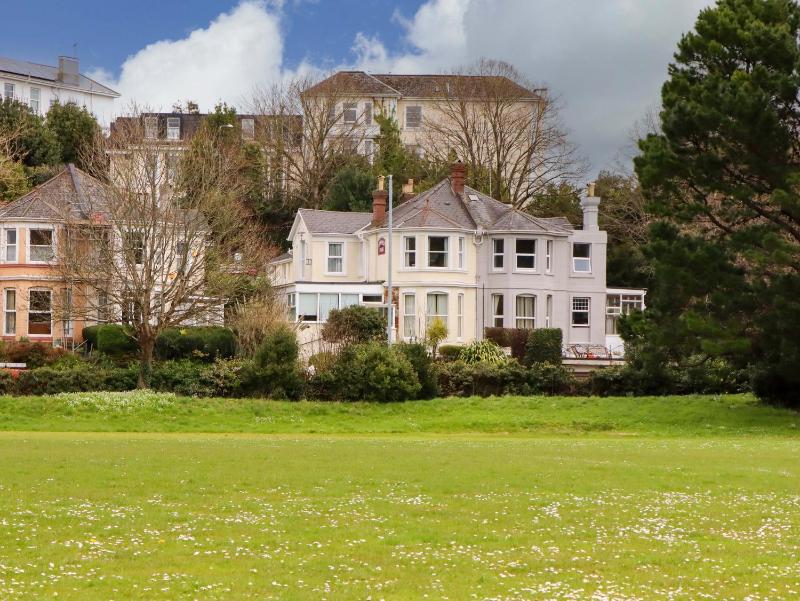 Avenue Park Villa - image 1