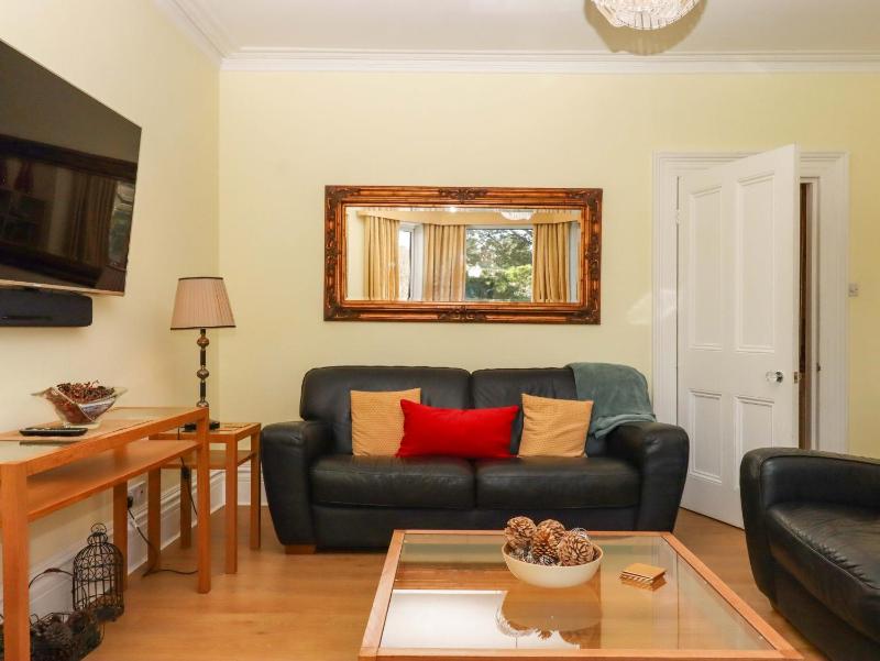 Avenue Park Villa - image 9
