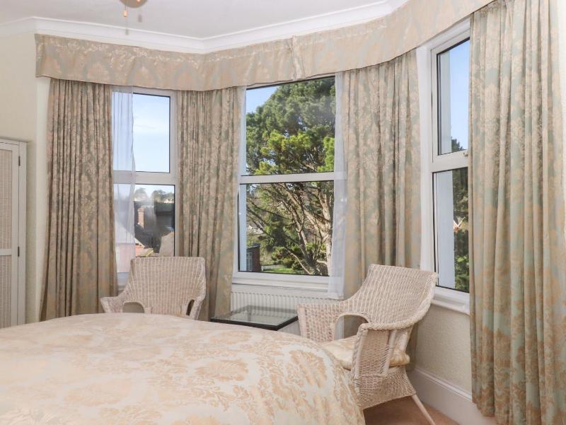 Avenue Park Villa - image 11