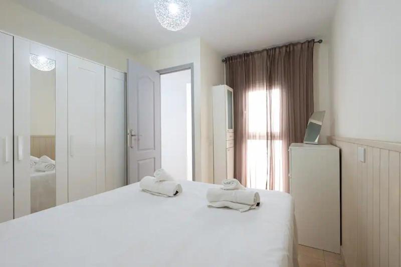 Amplio Apartamento en el centro - image 14