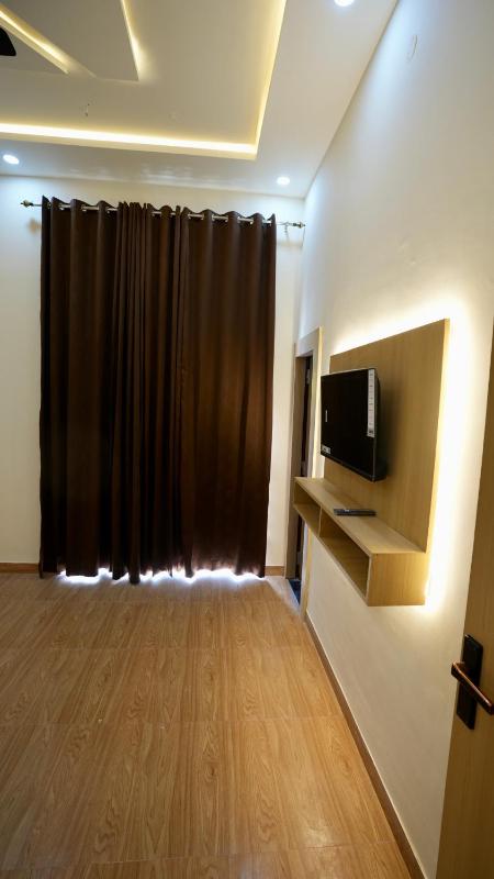 iv hotel Ajmer - image 13