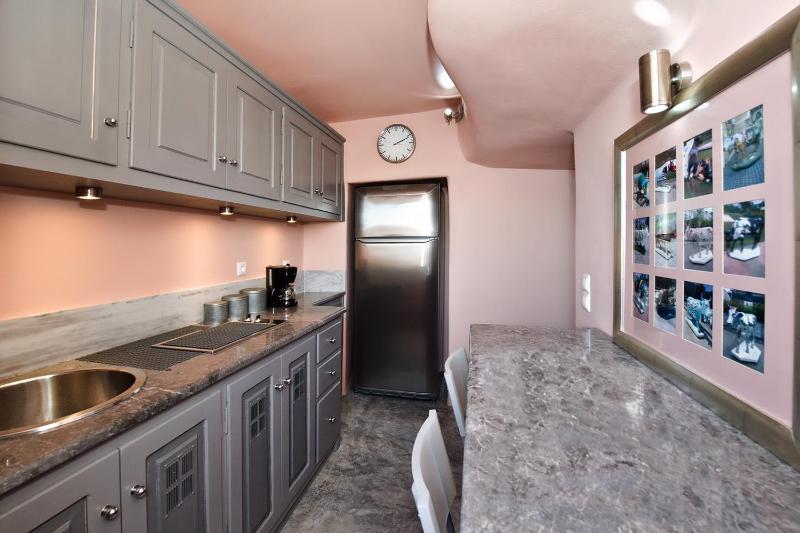 Theodora Suites - image 26