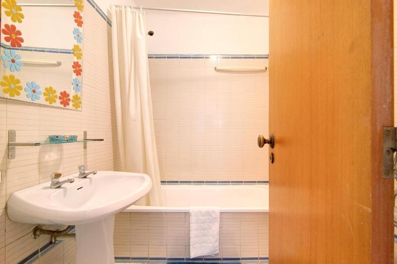 Apartamento T1 Antonio Henriques - image 9