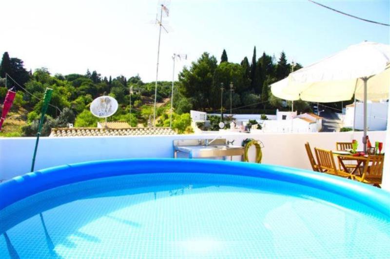 Fernandes Apartment - image 10