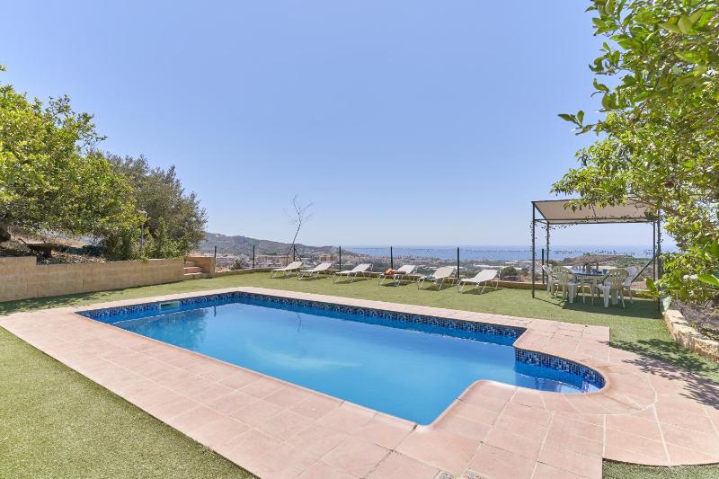 Villa Torrox Costa con Piscina - image 25