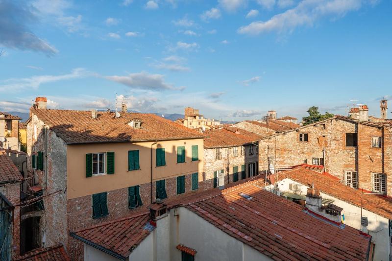 Atelier Lucca Centro - image 4