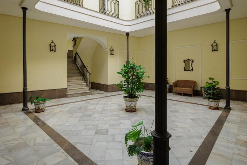 Gavidia Center Premium Suites - image 9