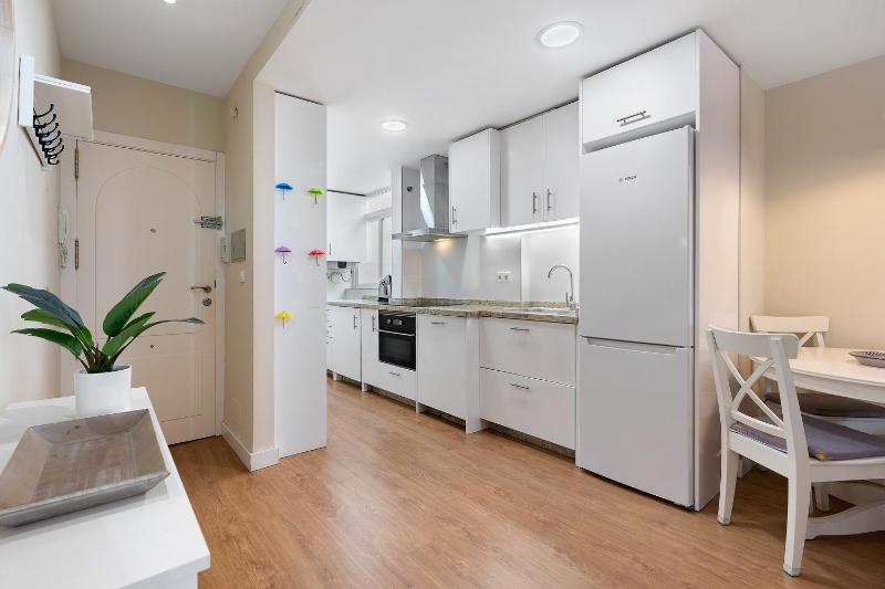 Apartamento Bahía Beach - image 2