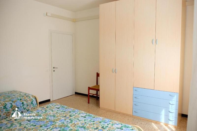 Shopping Center Apartments D08 - image 12
