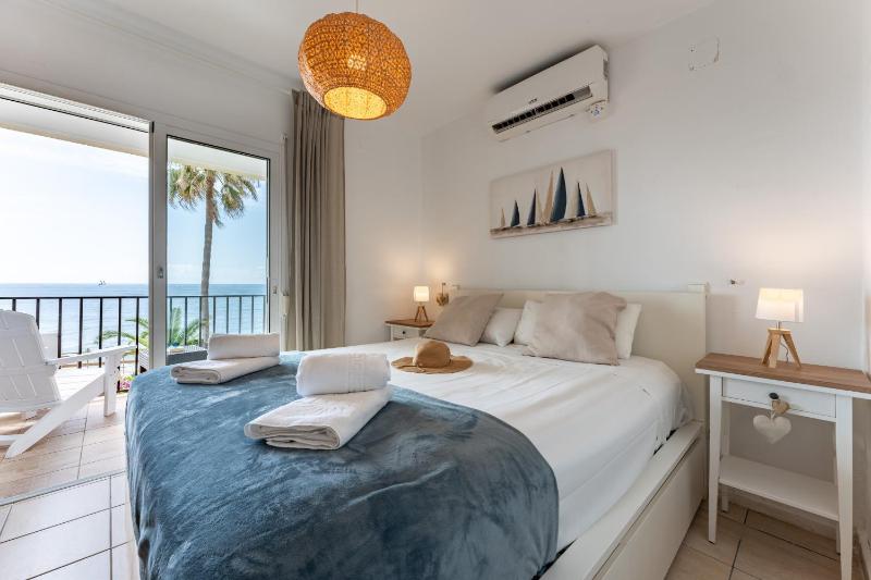 Sea Front Beach House Macarena A - image 6
