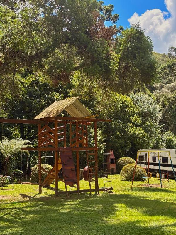 Empório reserva da serra - Opções de chalés e Hidromassagem - image 44