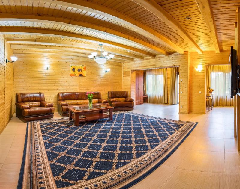 Two-Bedroom Chalet image 2
