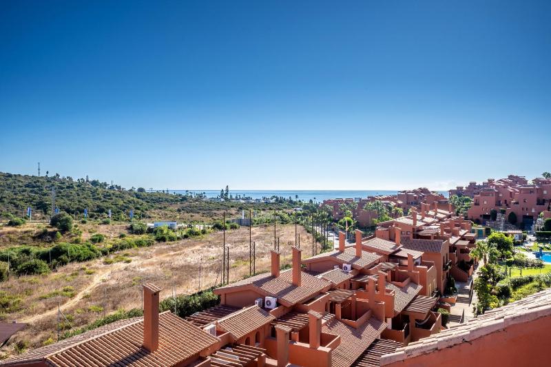 Duplex apartment Estepona - image 24