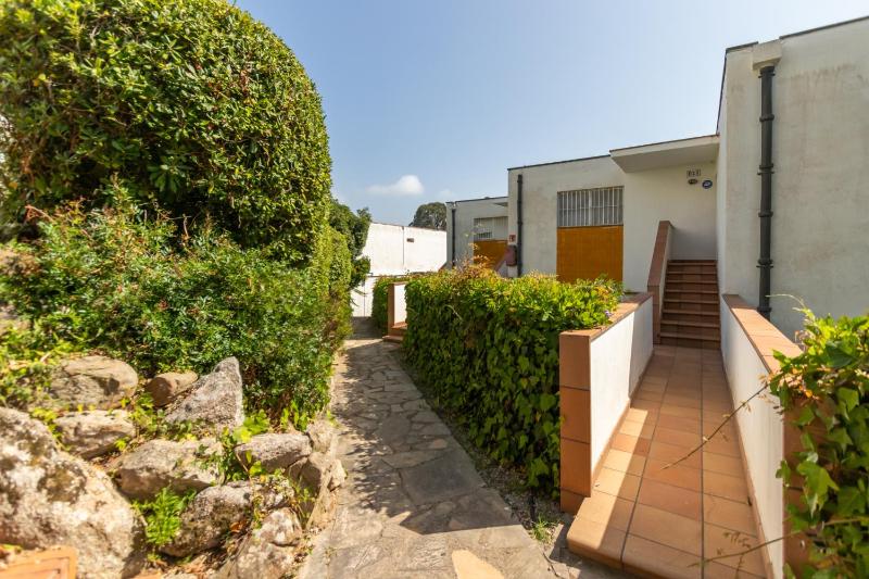 Brava Beach - image 10