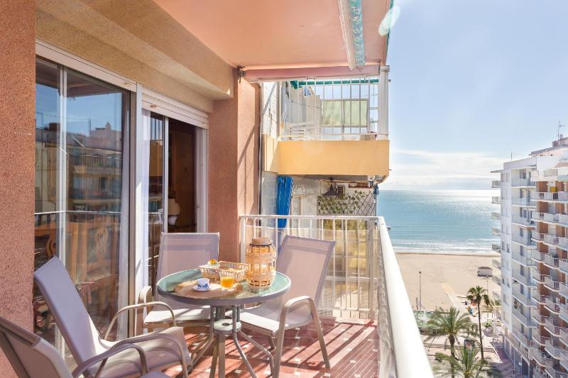 Palmera Beach House - image 1