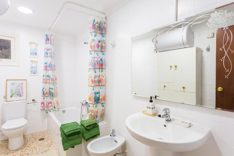 Palmera Beach House - image 2