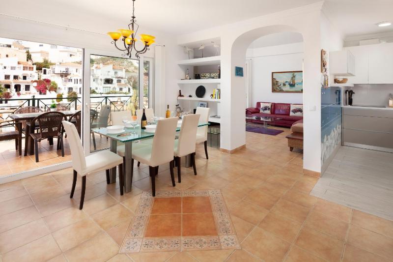 Villa Miramar Burriana Beach 10 pax - image 2