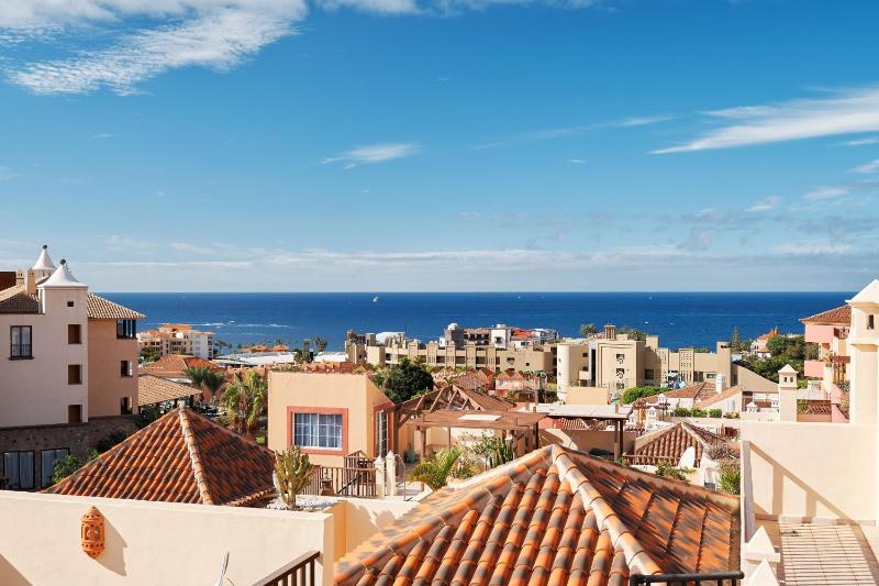 Terrazas del Duque Beach Apartment - image 3