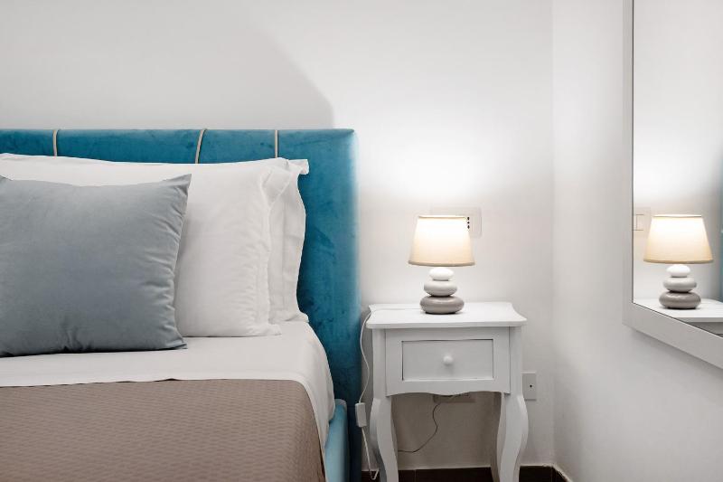 Lubrense Signature Suites - image 40