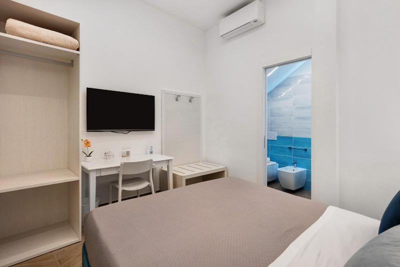 Lubrense Signature Suites - image 28