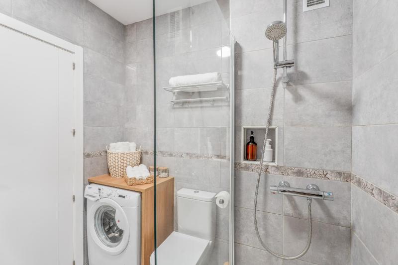 Yucca Park 1 Bed Apartment - image 4
