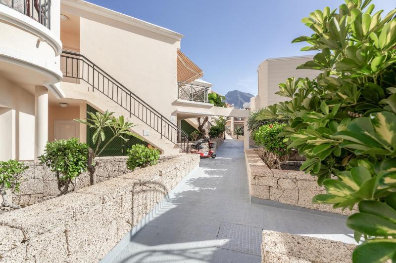 Yucca Park 1 Bed Apartment - image 11