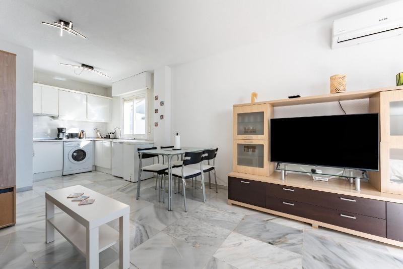 Studio Vista Bonita - image 5