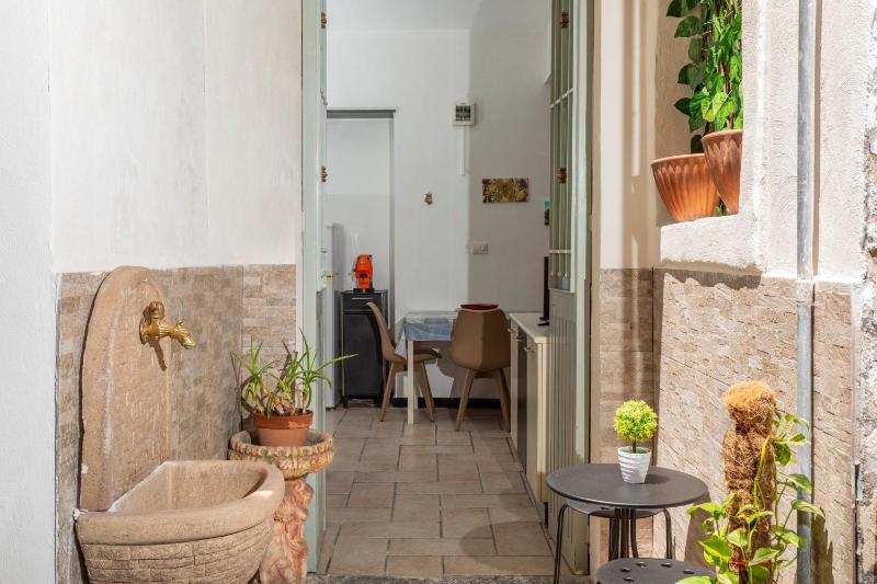 Giulia's Home - Borgo Catania - image 1