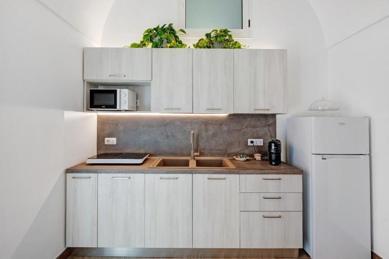 Lubrense Signature Suites - image 2