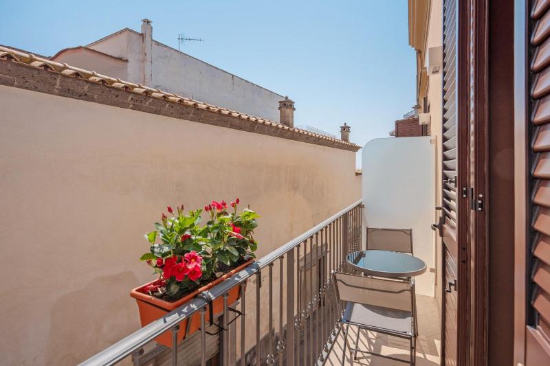 Lubrense Signature Suites - image 38