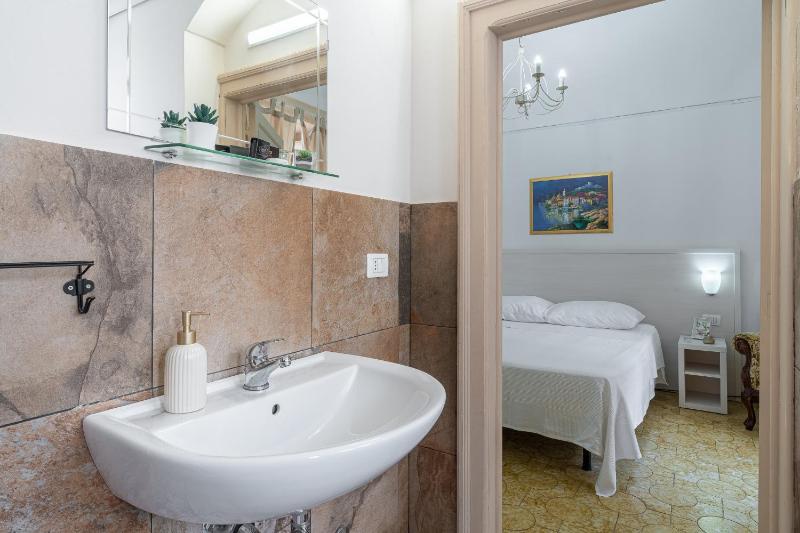 Principe Umberto Avola - Rooms - image 13
