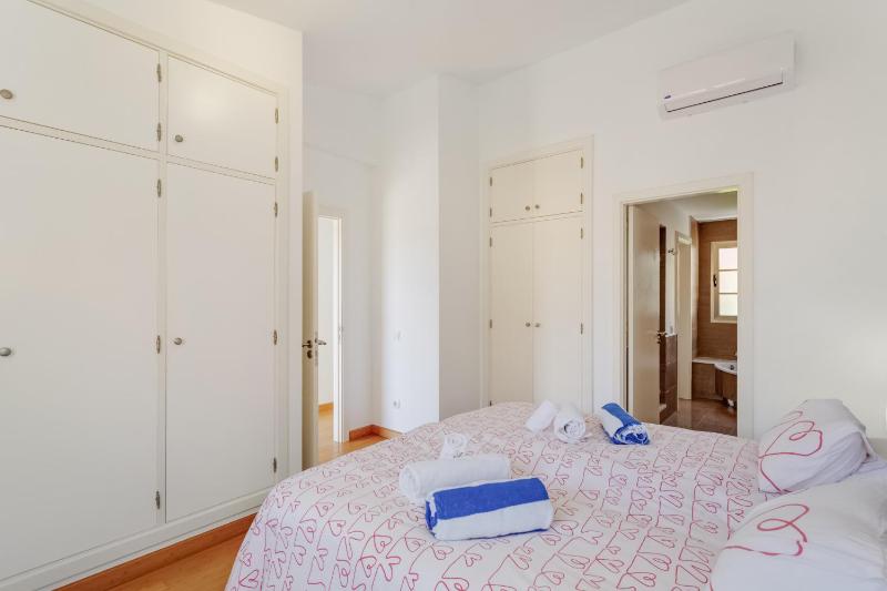 Pure luxury and comfort La Oliva - image 26