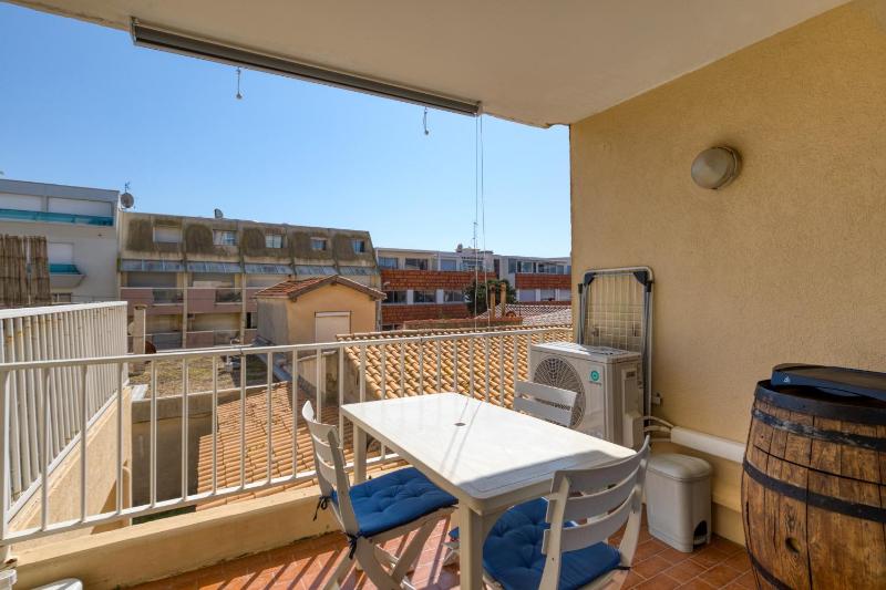 Studio climatisé avec terrasse - image 17