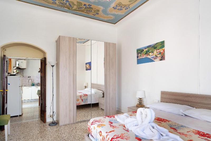 Acciuga House - image 13