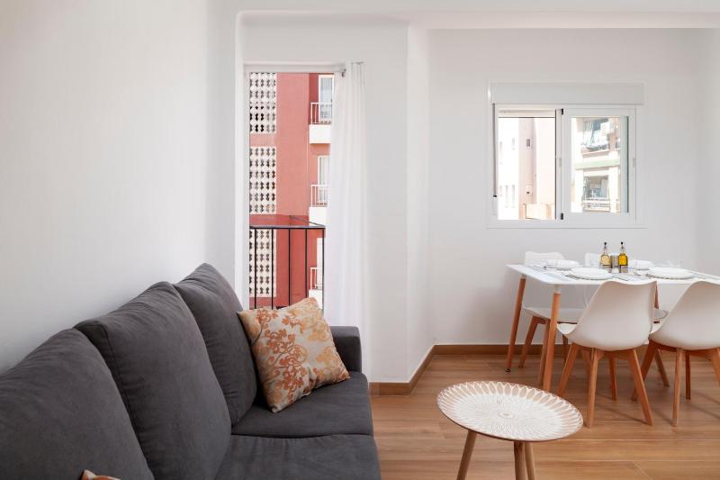 Apartamento Nuria Torre del Mar - image 5