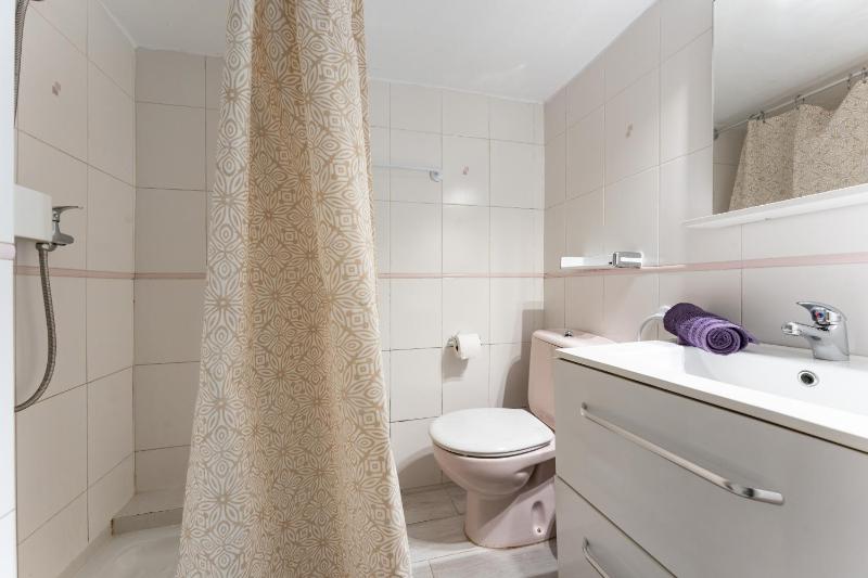 Art Gallery House - image 31