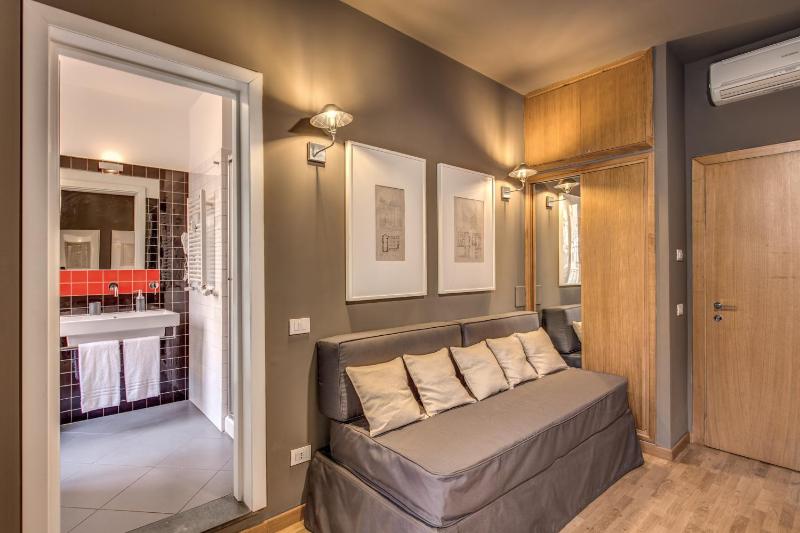 Superior Double or Twin Room image 4