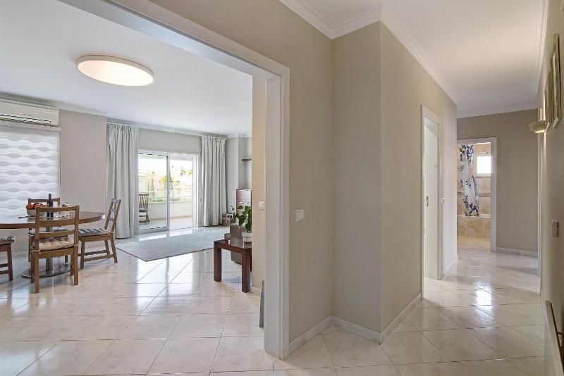 Vilamoura Apartment 3 bedroom - image 8