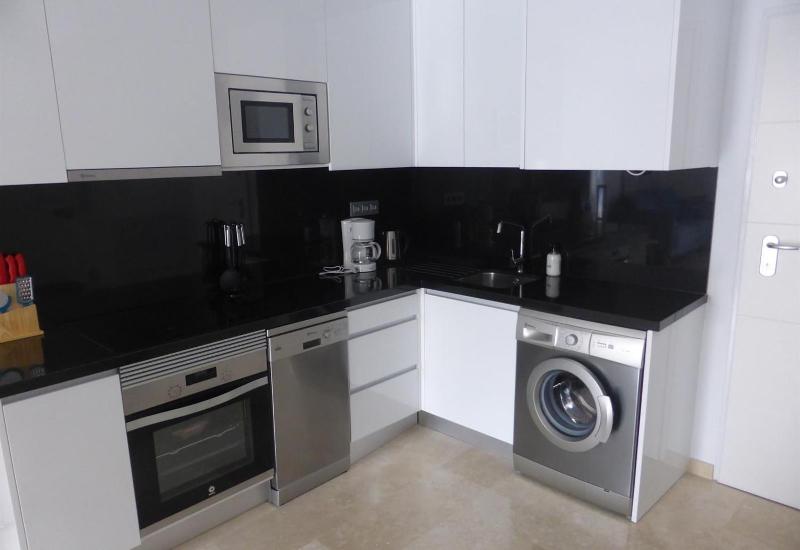 Great apartment with pool - jacuzi - image 14