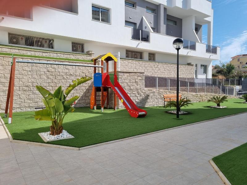 Great apartment with pool - jacuzi - image 17