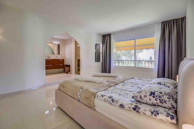 Miraflores Resort Luxury Chalet - image 7